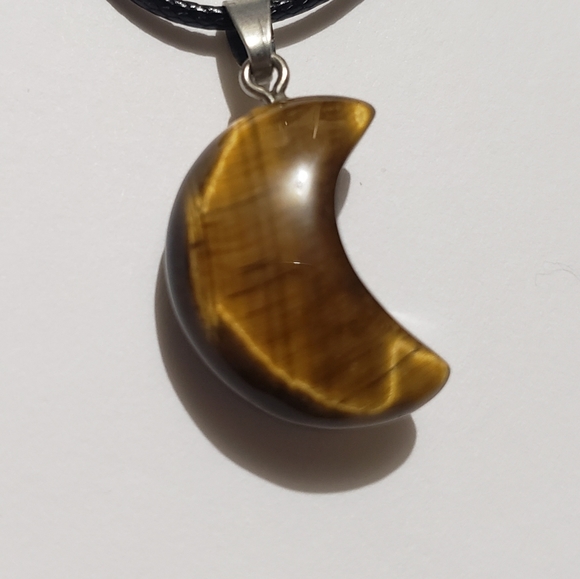 Tiger's Eye Moon Pendant Necklace ~ Natural Stone - Picture 6 of 6